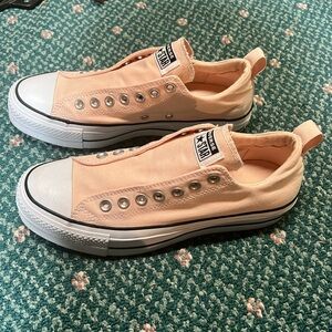 Converse coral platform shoes